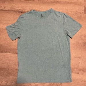 Men’s summer Tees.  Bundle of 3.  H&M and Express